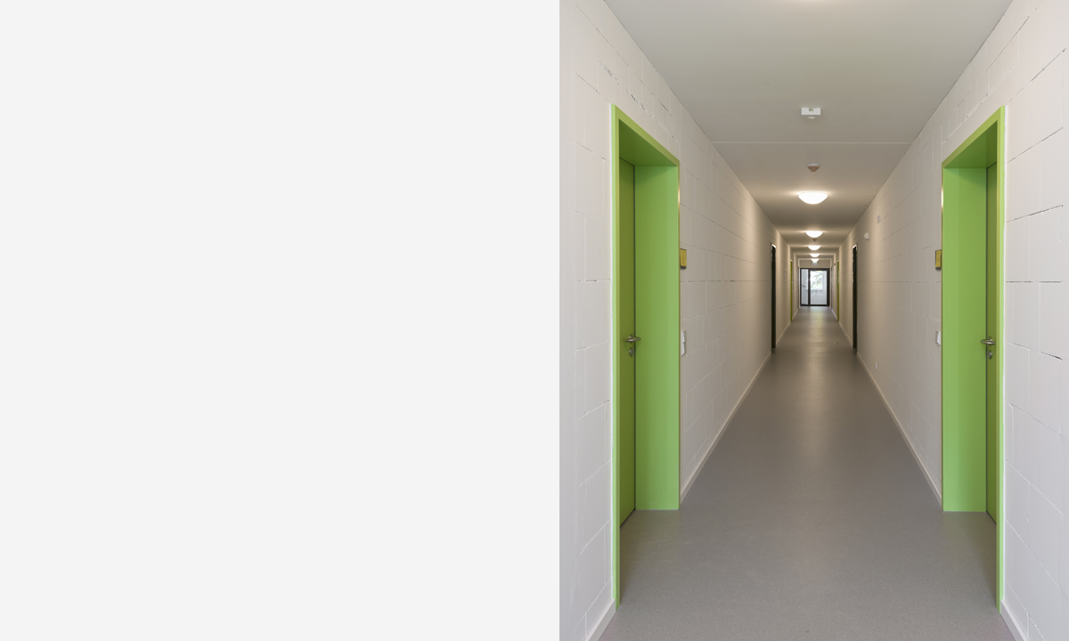 Copyright Michael Miltzow JUN7422 opt.jpg